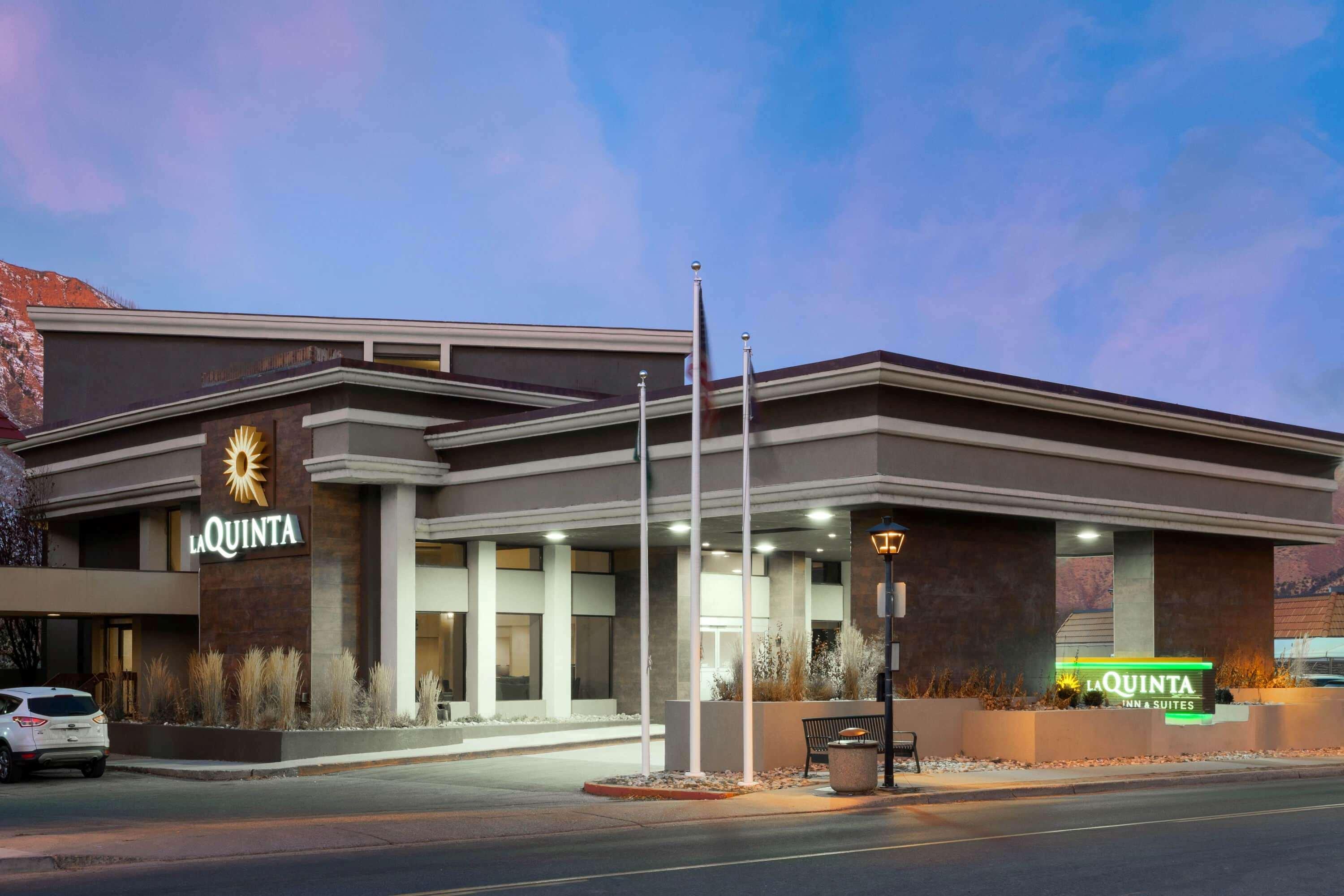 La Quinta By Wyndham Glenwood Springs Hotel Exterior photo